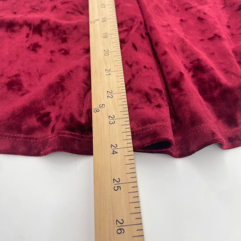 Forever 21 Velvet Mini Dress Womens Medium Burgundy Lace Trim Fit Flare Holiday - Picture 8 of 9